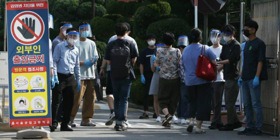 ΚΟΡΩΝΟΪΟΣ: Δεύτερο κύμα κρουσμάτων σε Σεούλ - Αύξηση στο Πεκίνο